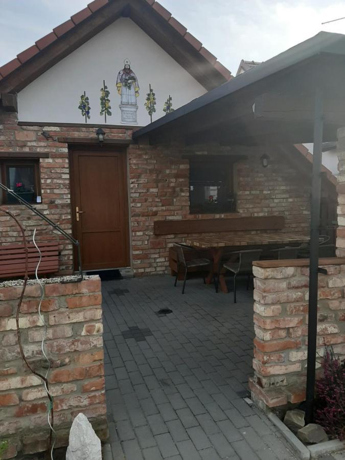 Apartment U Pavelku Mutěnice Eksteriør billede